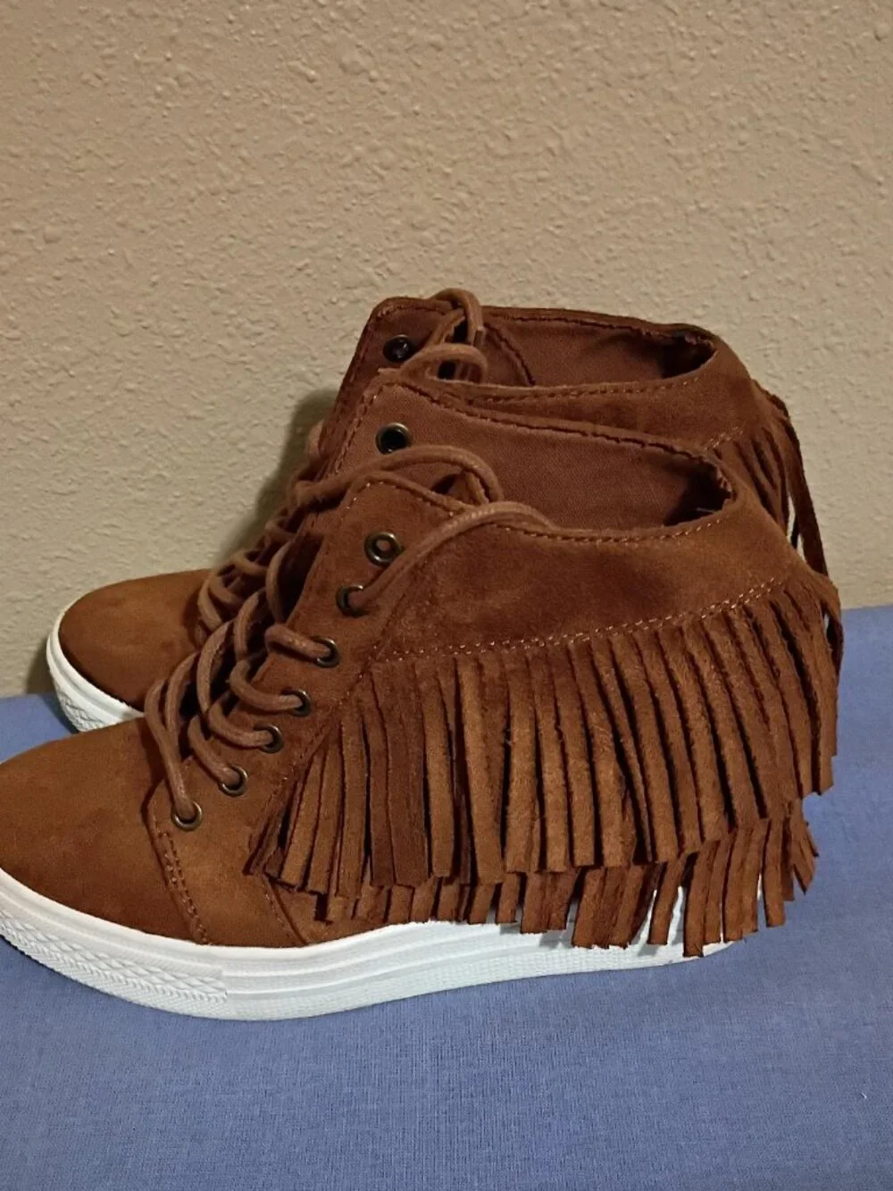NOT RATED Fringe Sneakers for women Size 6.5 - Brown